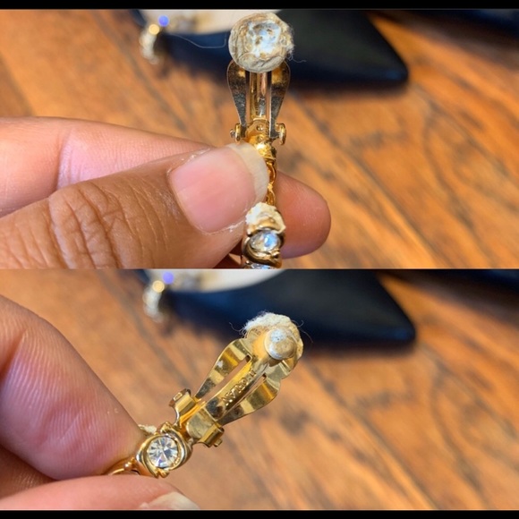 D’Orlan Gold & Diamond Costume Clip-On Earrings - Picture 8 of 9